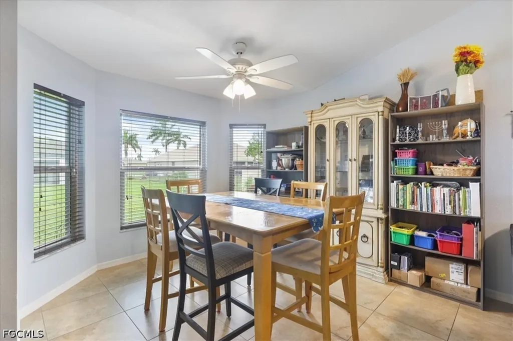 1605 SW 28th Street Cape Coral FL 33914