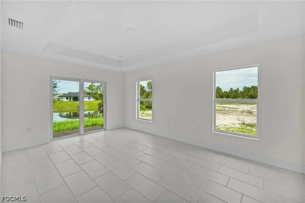 4402 NE 14th Place Cape Coral FL 33909