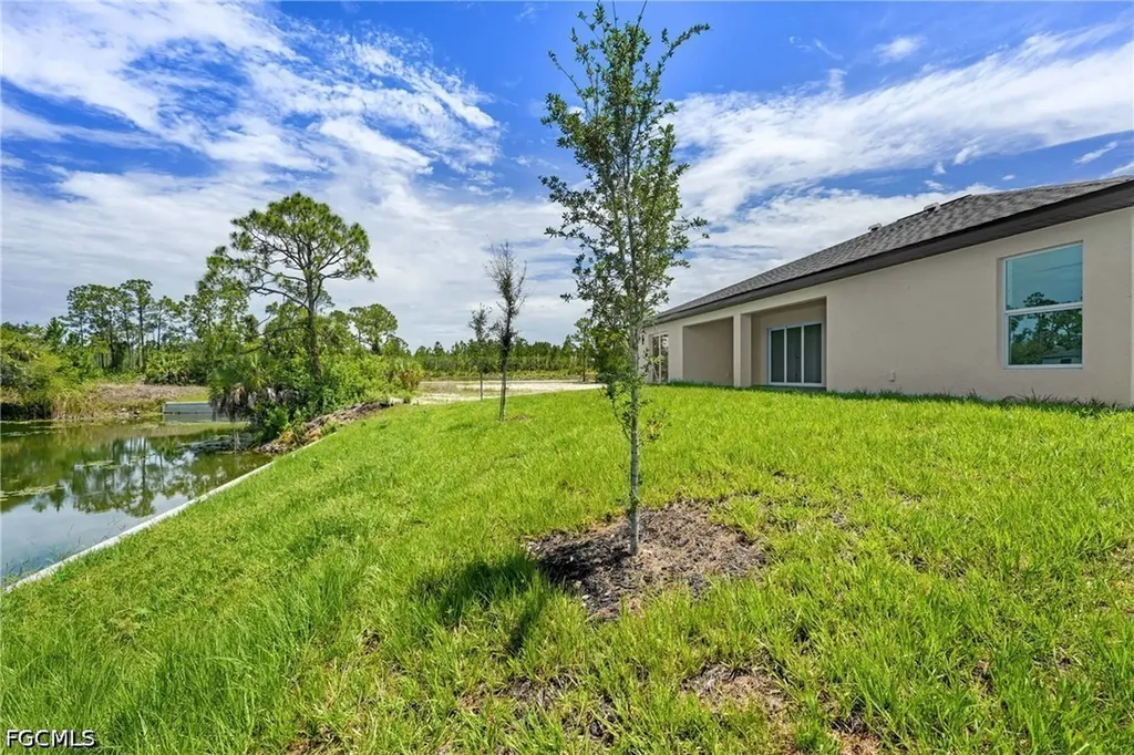 4402 NE 14th Place Cape Coral FL 33909