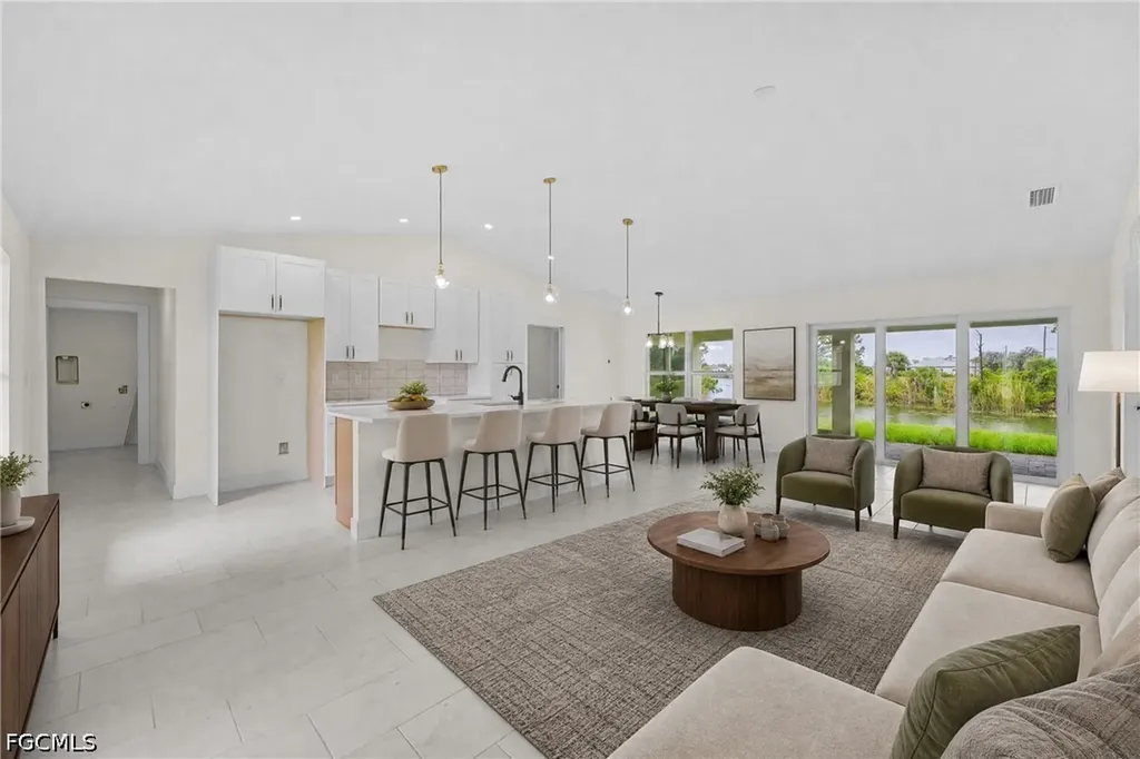 4402 NE 14th Place Cape Coral FL 33909