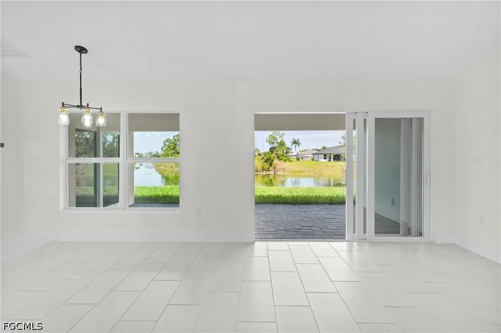 4402 NE 14th Place Cape Coral FL 33909