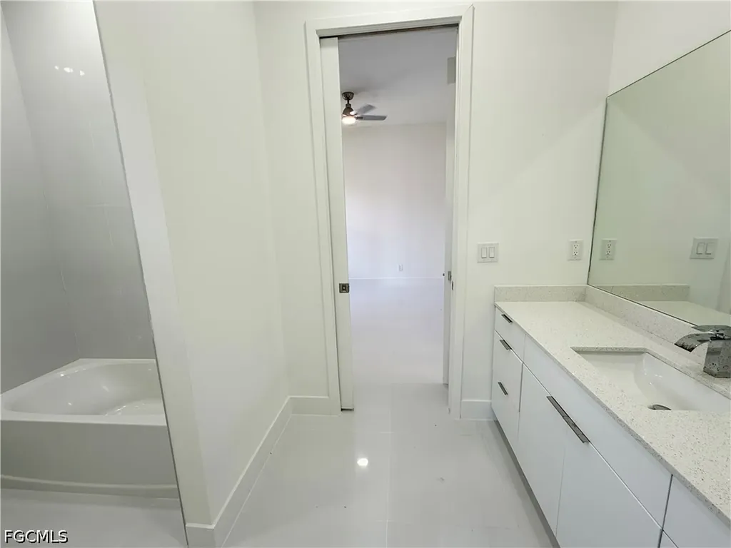 2726 NW 41st Place Cape Coral FL 33993