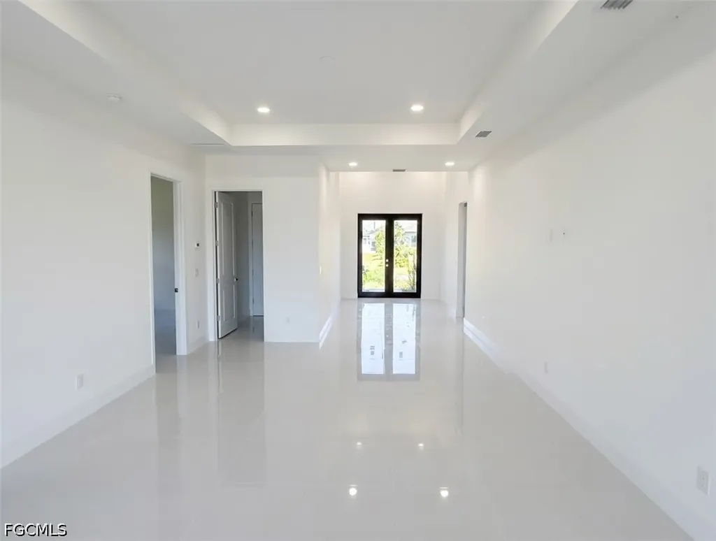 2726 NW 41st Place Cape Coral FL 33993