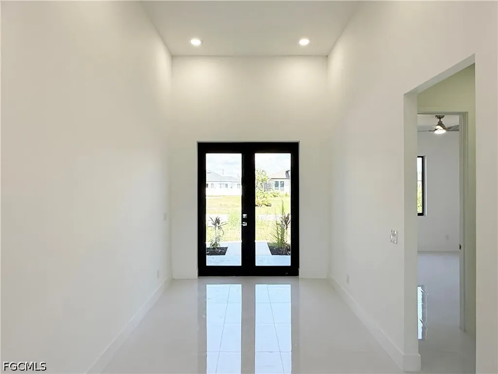 2726 NW 41st Place Cape Coral FL 33993