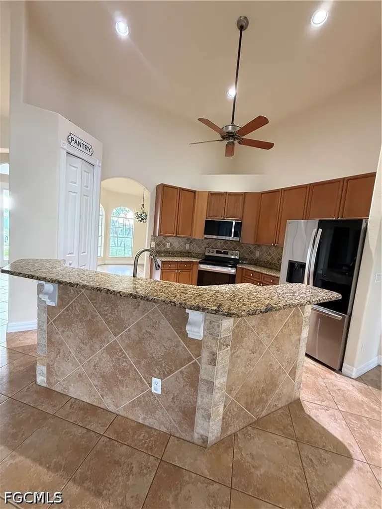 217 NE 21st Place Cape Coral FL 33909