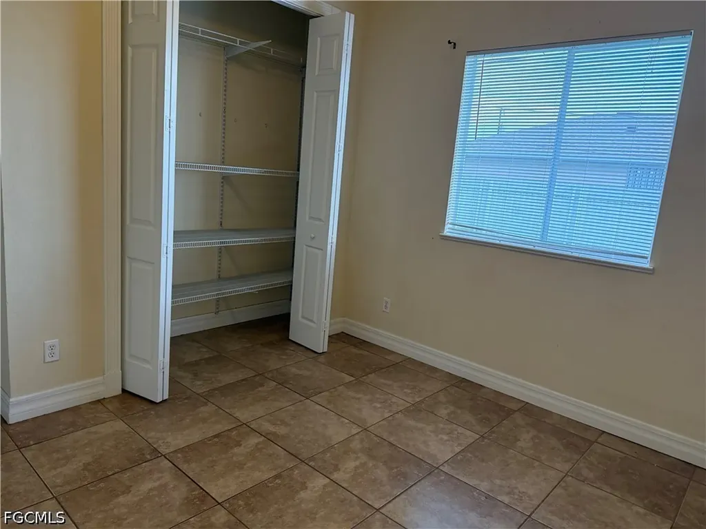 217 NE 21st Place Cape Coral FL 33909
