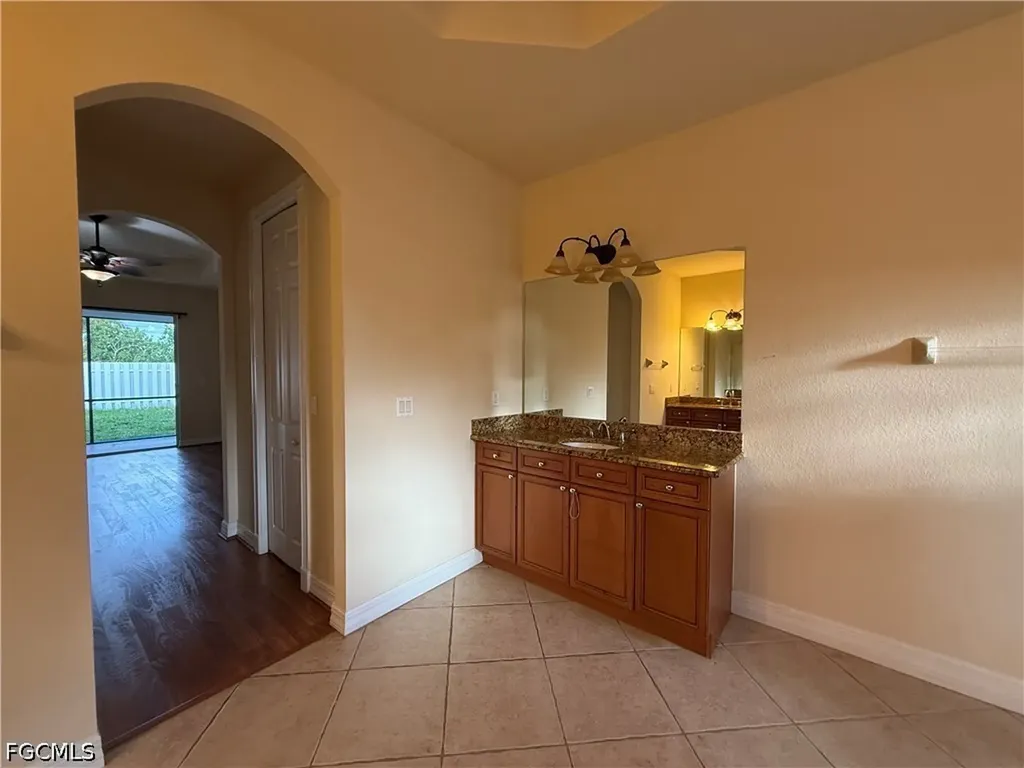 217 NE 21st Place Cape Coral FL 33909