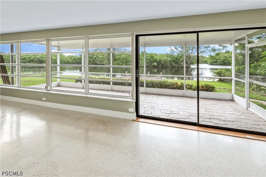 2160 Channel Way North Fort Myers FL 33917