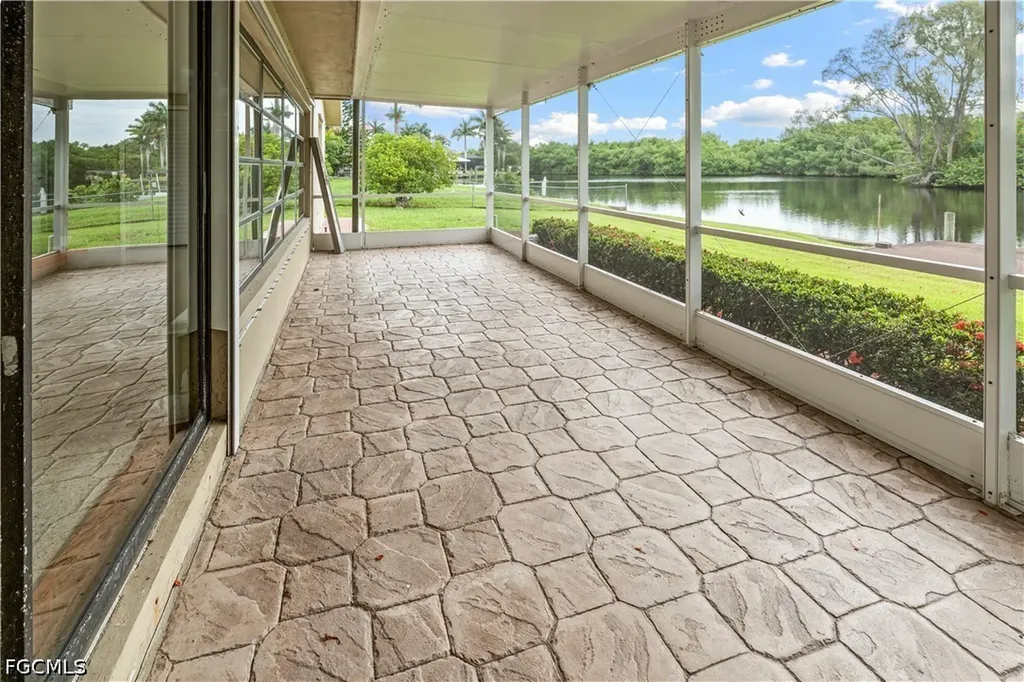 2160 Channel Way North Fort Myers FL 33917