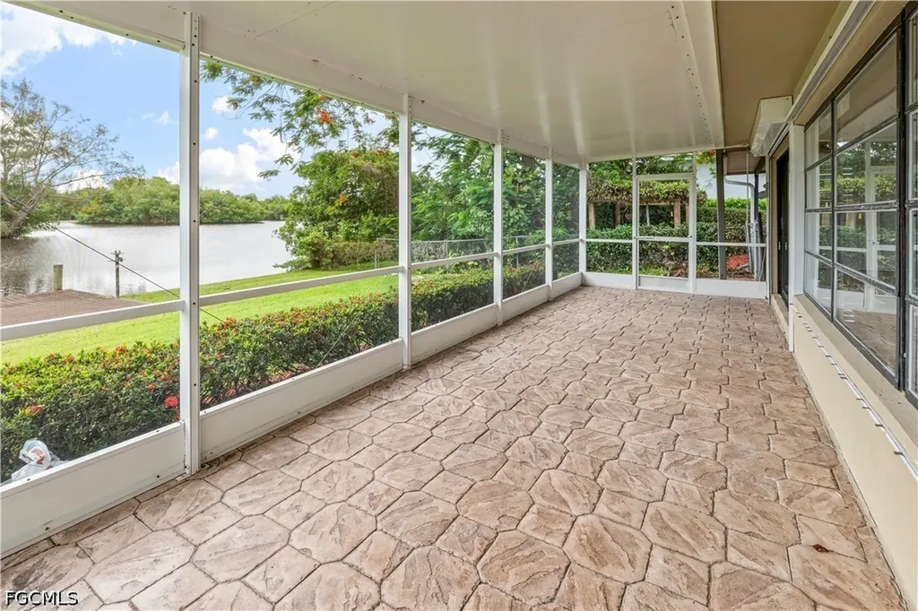 2160 Channel Way North Fort Myers FL 33917