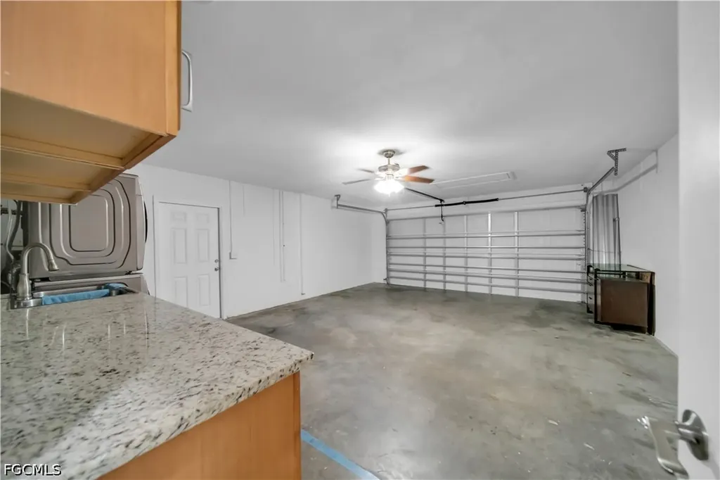 538 Whispering Wind Bend Lehigh Acres FL 33974
