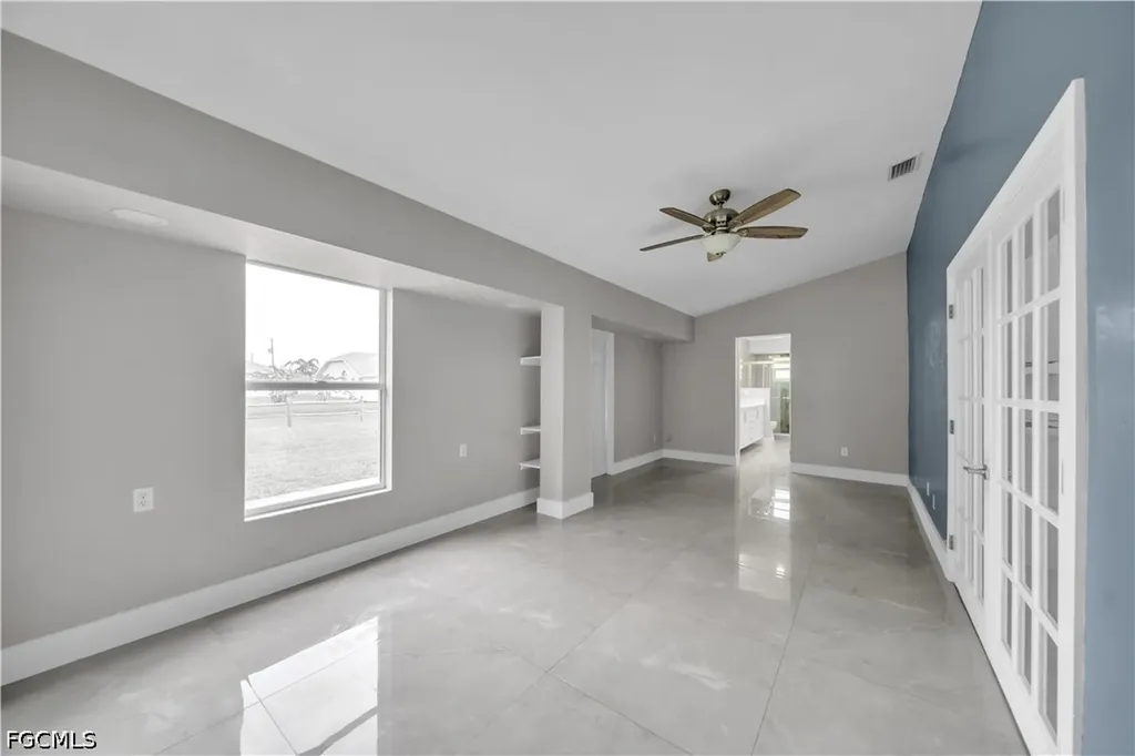 538 Whispering Wind Bend Lehigh Acres FL 33974