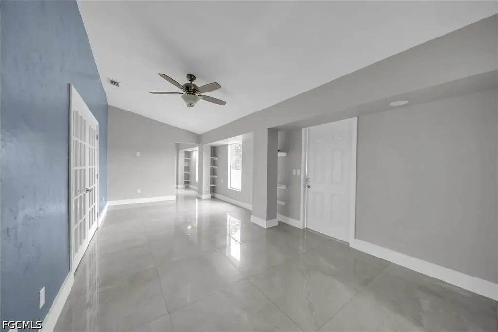 538 Whispering Wind Bend Lehigh Acres FL 33974