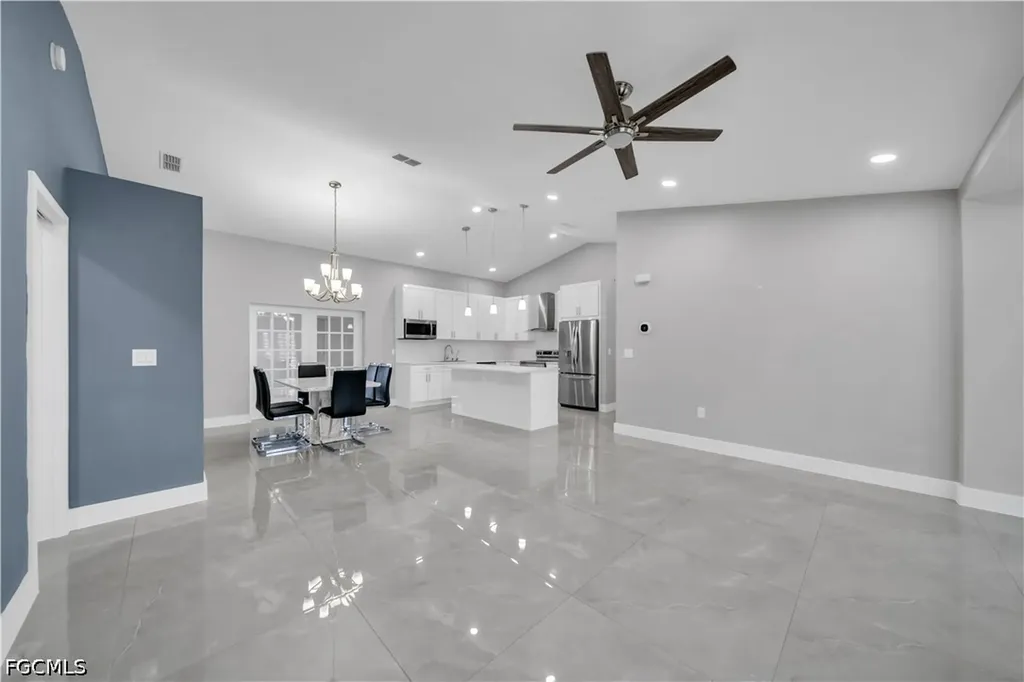 538 Whispering Wind Bend Lehigh Acres FL 33974