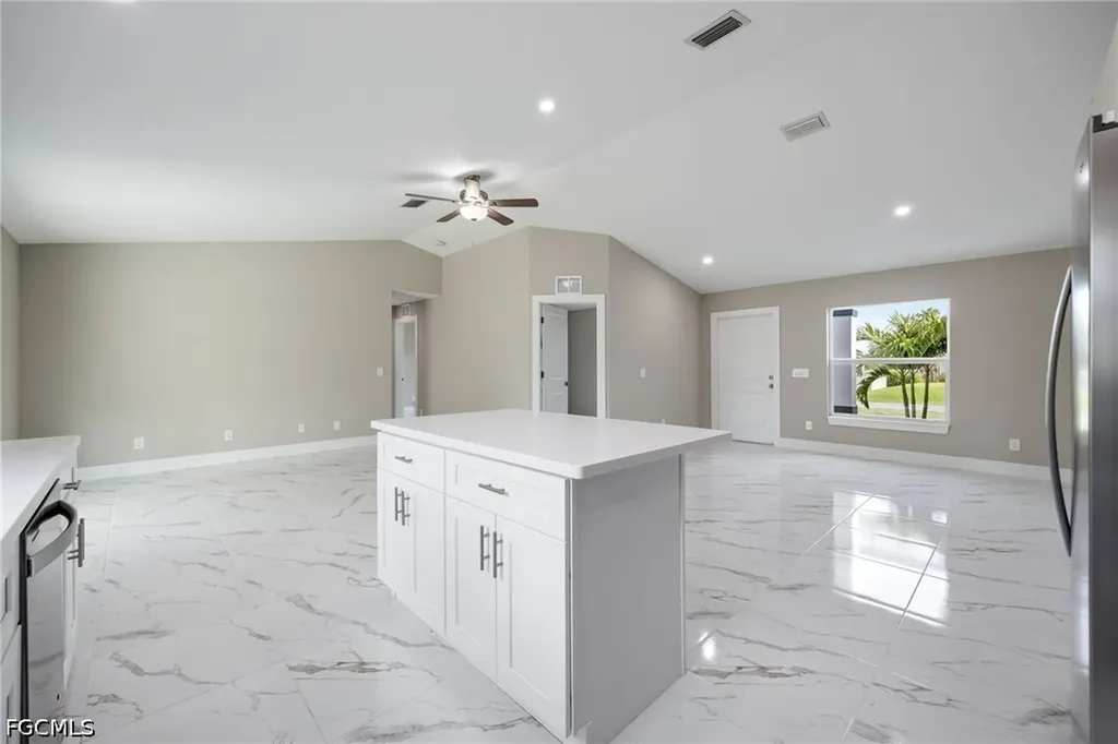 14130 Roof Street Fort Myers FL 33905