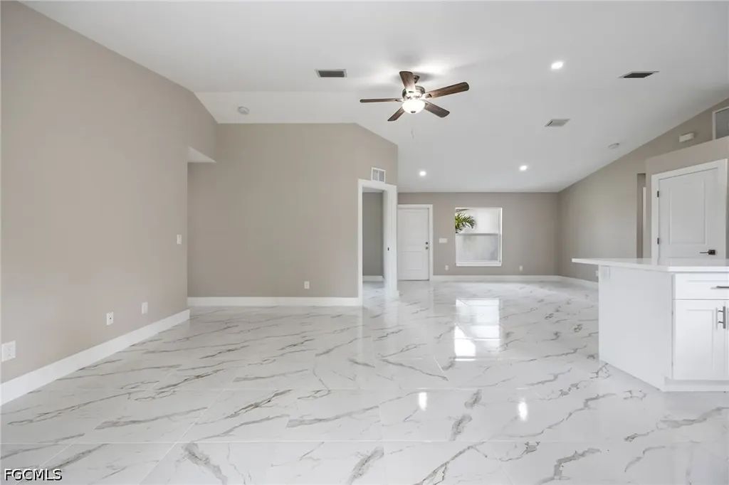 14130 Roof Street Fort Myers FL 33905