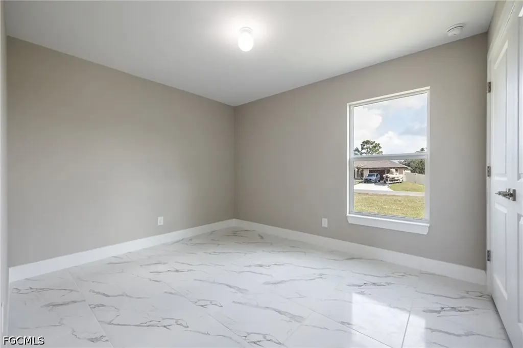 14130 Roof Street Fort Myers FL 33905