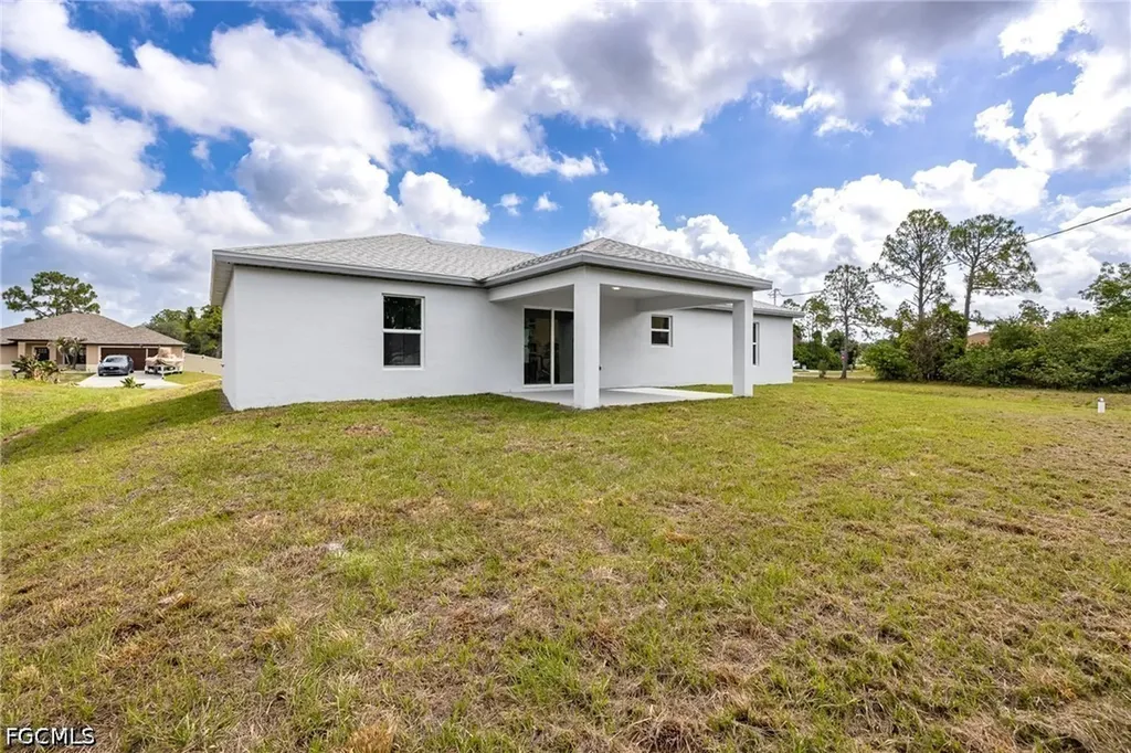 14130 Roof Street Fort Myers FL 33905