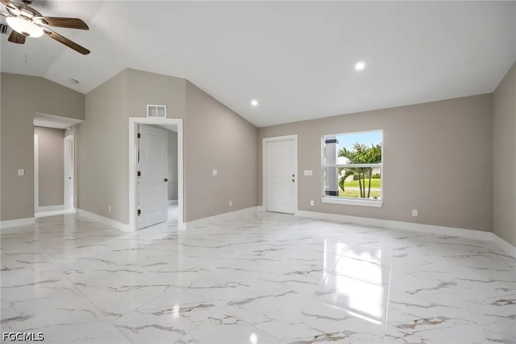 14130 Roof Street Fort Myers FL 33905