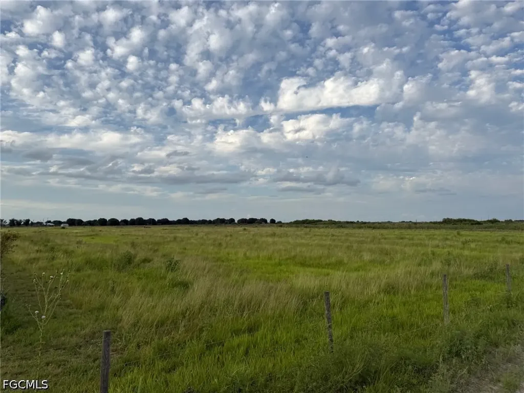 5360 3rd Road Labelle FL 33935