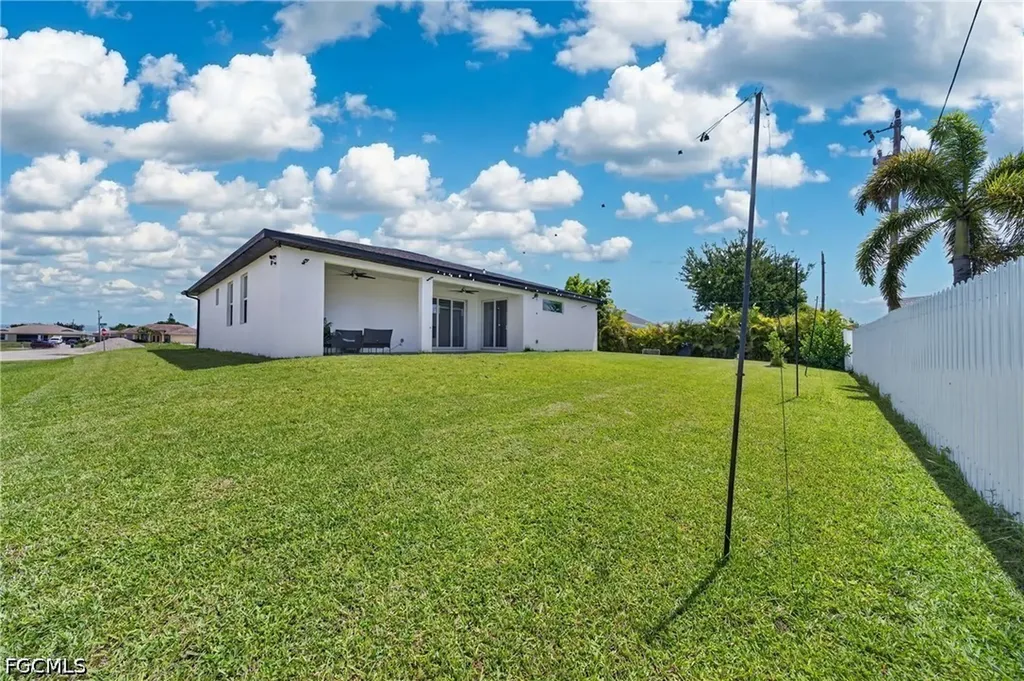 1902 NE 20th Street Cape Coral FL 33909