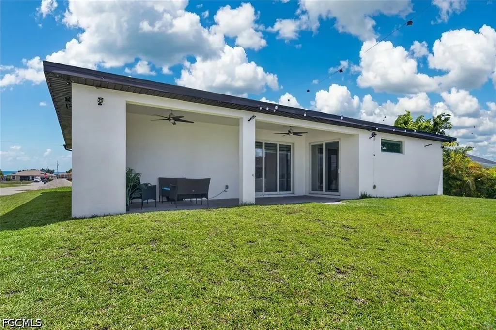 1902 NE 20th Street Cape Coral FL 33909