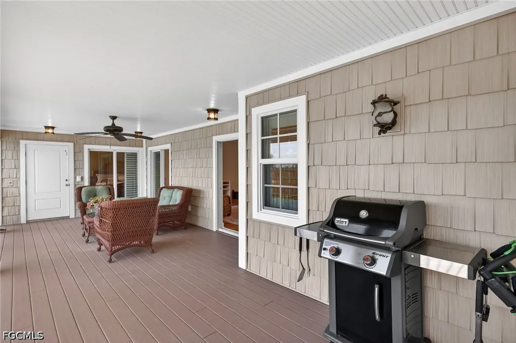 928 Pepper Tree Place Sanibel FL 33957
