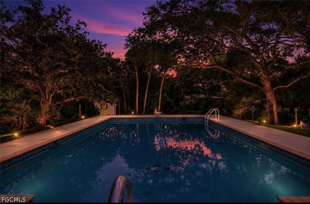 4701 Lone Pine Court Fort Myers FL 33905