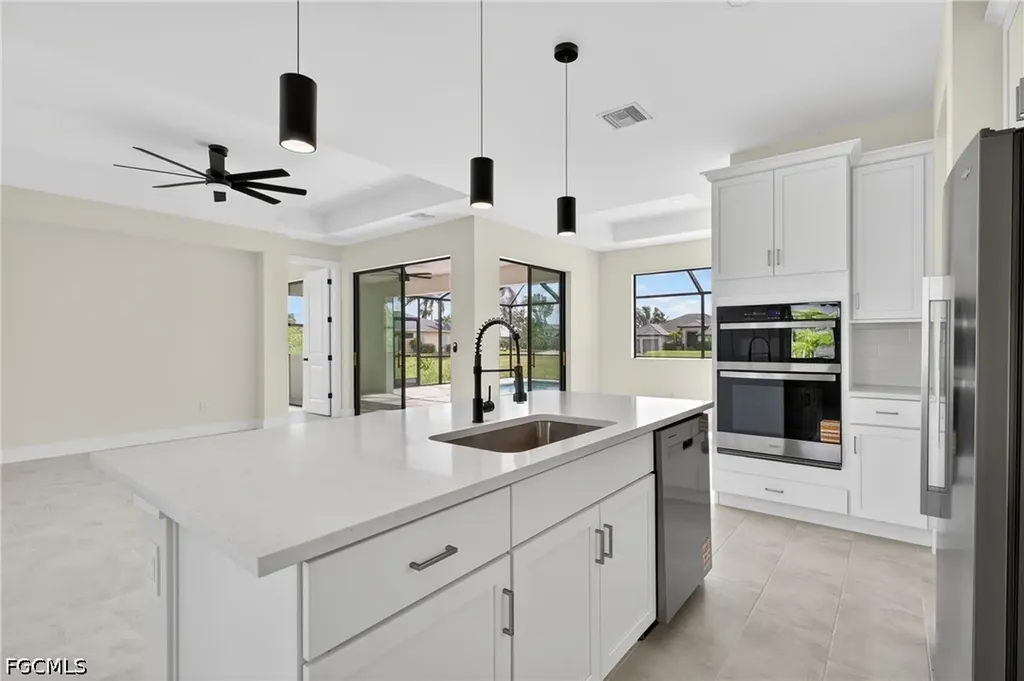 817 NW 38th Place Cape Coral FL 33993
