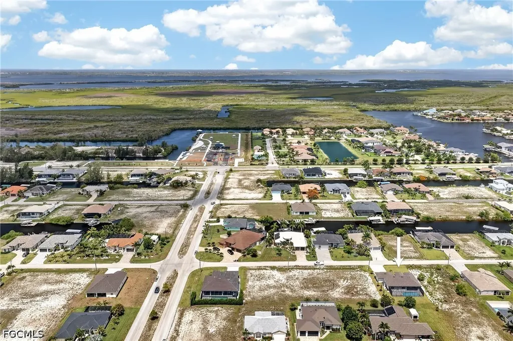 817 NW 38th Place Cape Coral FL 33993