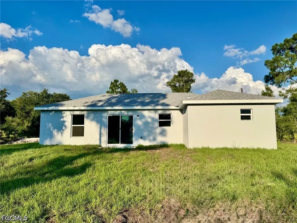 807 Monroe Avenue Lehigh Acres FL 33972