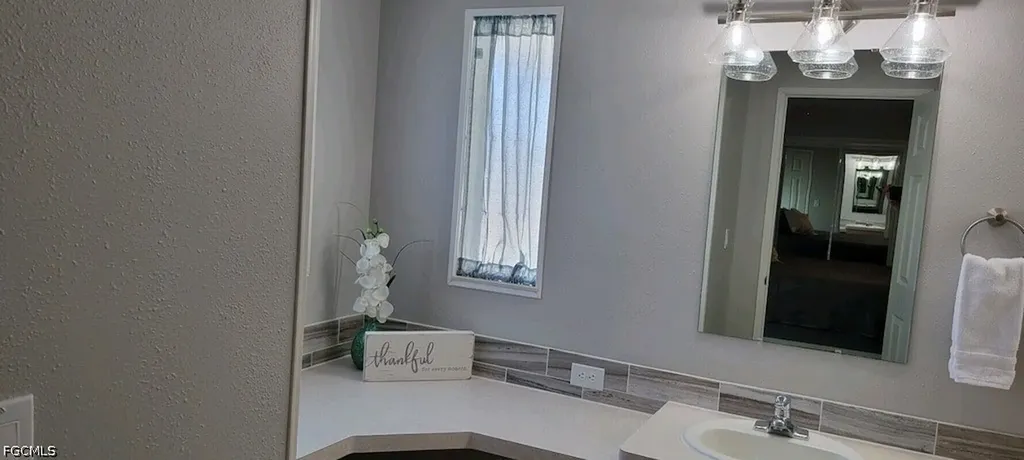 3089 Skipper Lane St. James City FL 33956