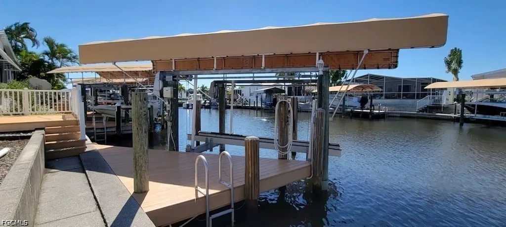 3089 Skipper Lane St. James City FL 33956