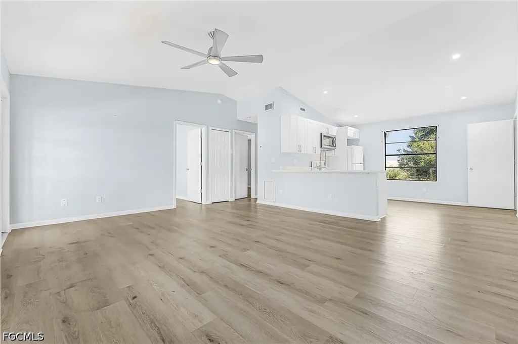 1269 SE 8th Terrace Cape Coral FL 33990