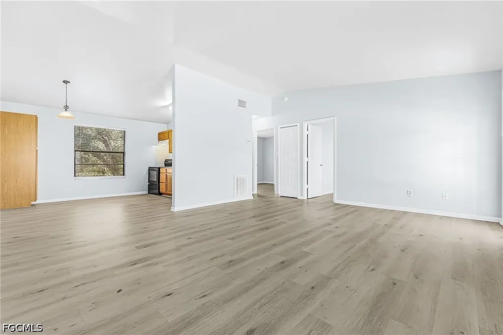 1269 SE 8th Terrace Cape Coral FL 33990