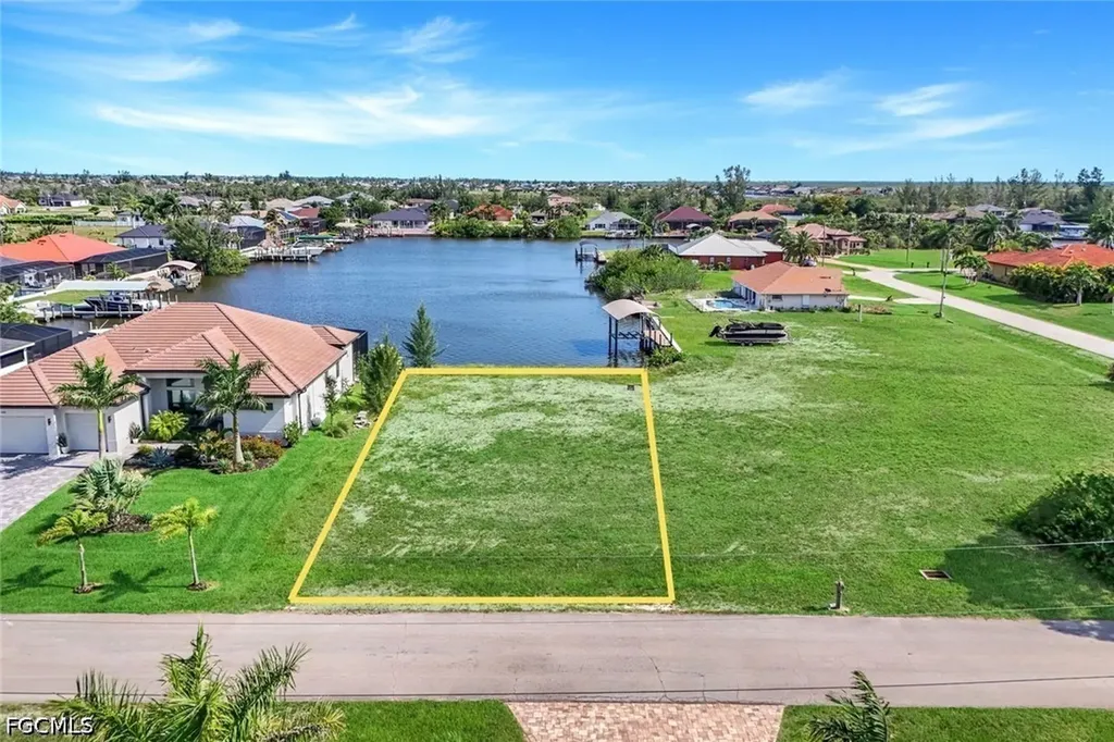 4204 NW 22nd Street Cape Coral FL 33993