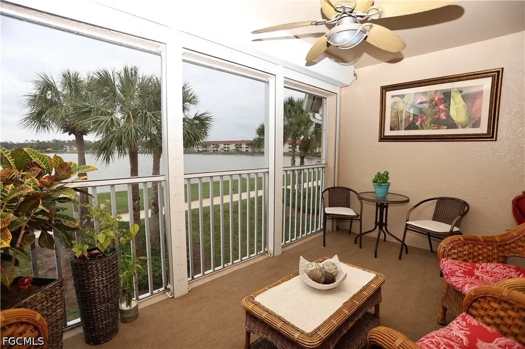 Naples FL, 2770 Cypress Trace Circle, Unit 2423
