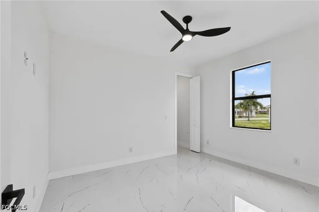 1312 NE 5th Avenue Cape Coral FL 33909