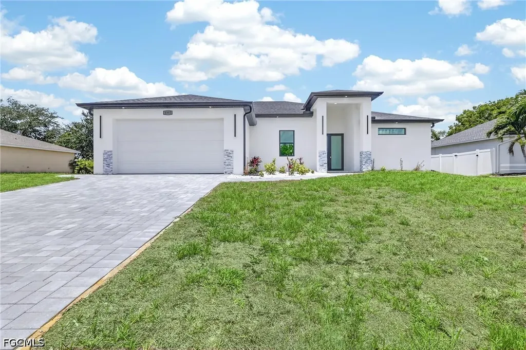 1312 NE 5th Avenue Cape Coral FL 33909