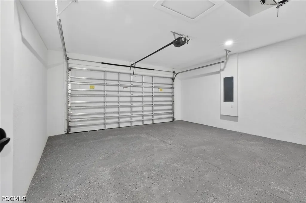 1312 NE 5th Avenue Cape Coral FL 33909