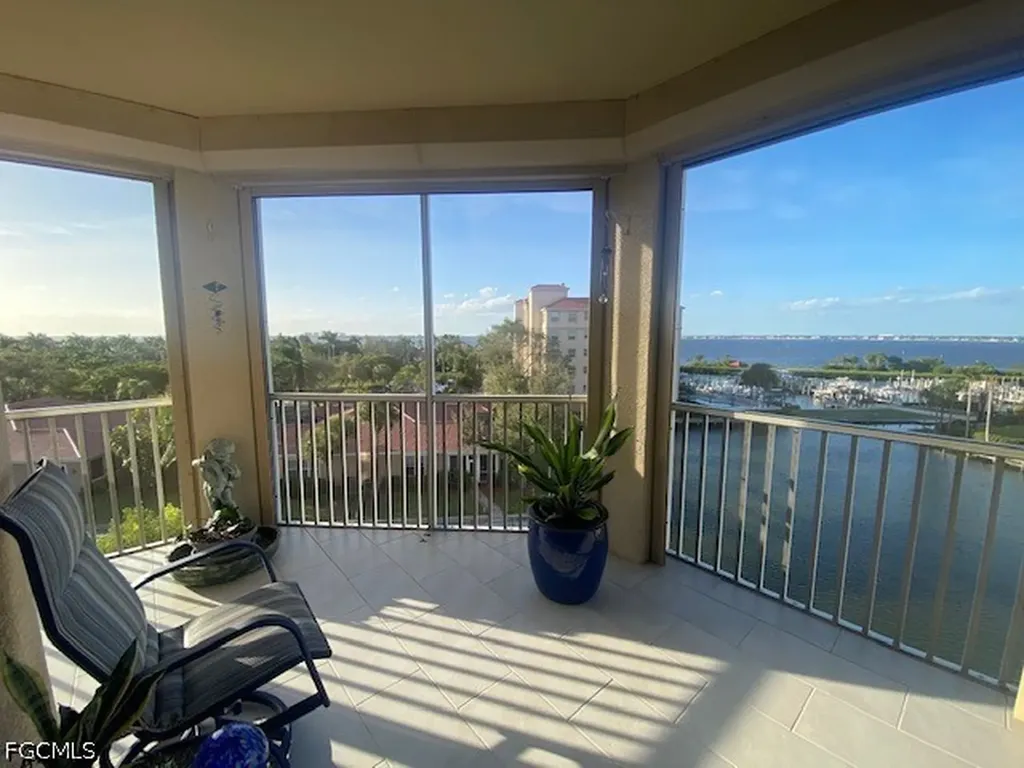 15160 Harbour Isle Drive Fort Myers FL 33908