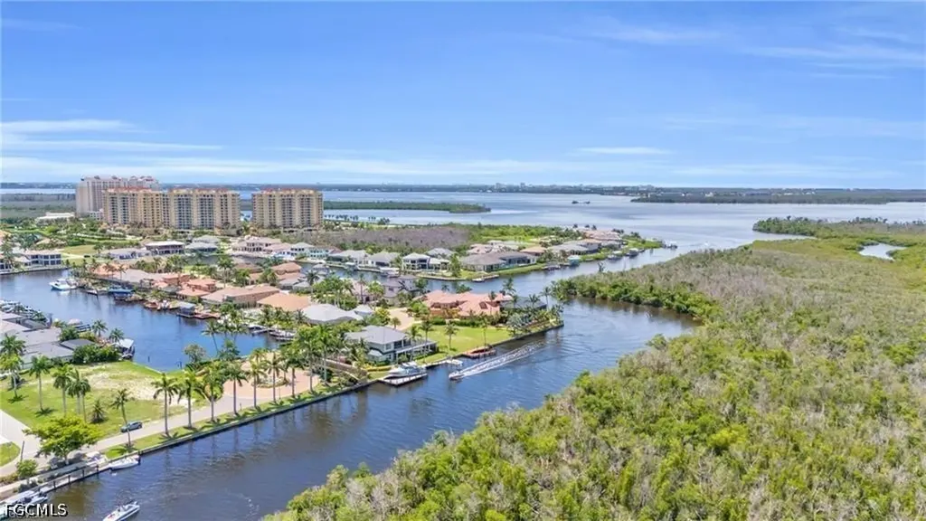 5781 Cape Harbour Drive Cape Coral FL 33914