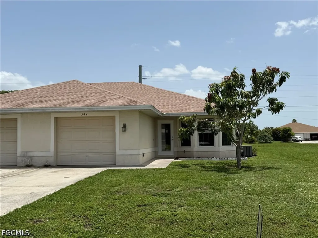 544 SE 7th Street Cape Coral FL 33990