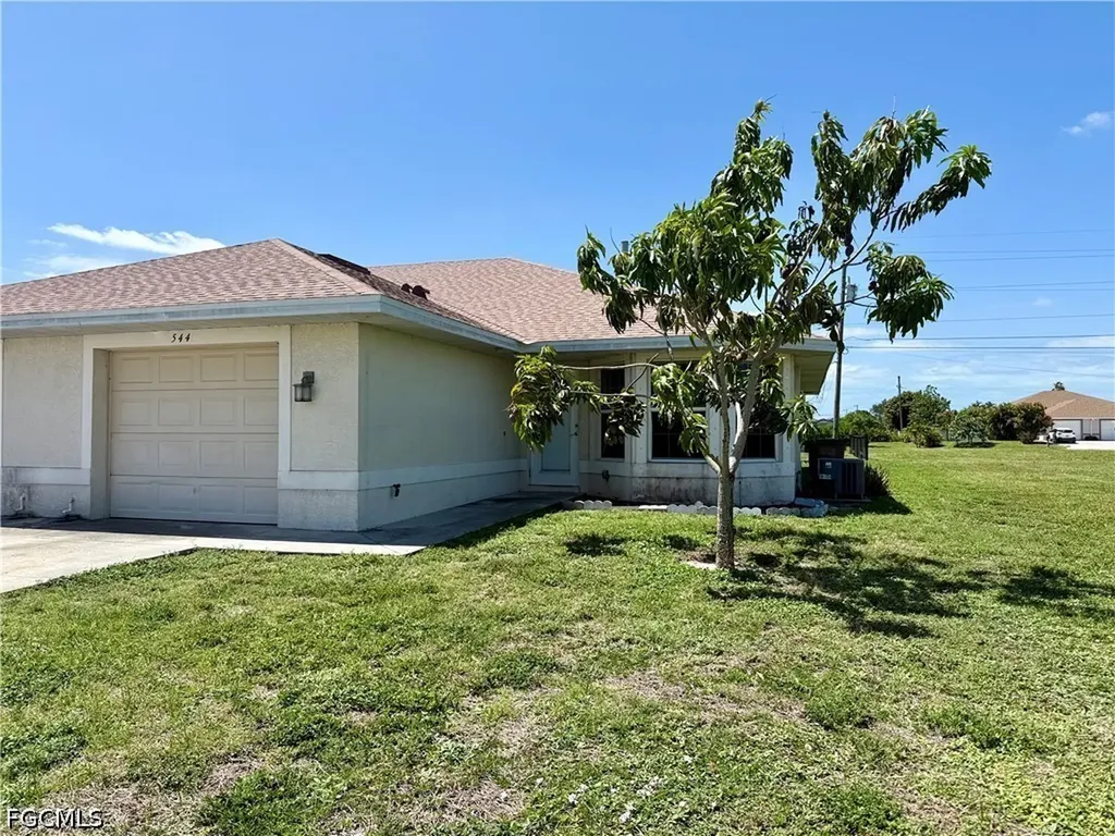 544 SE 7th Street Cape Coral FL 33990