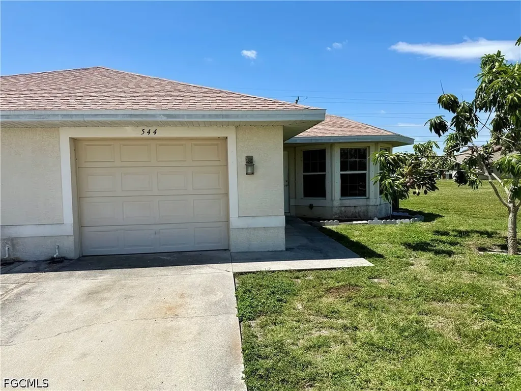 544 SE 7th Street Cape Coral FL 33990