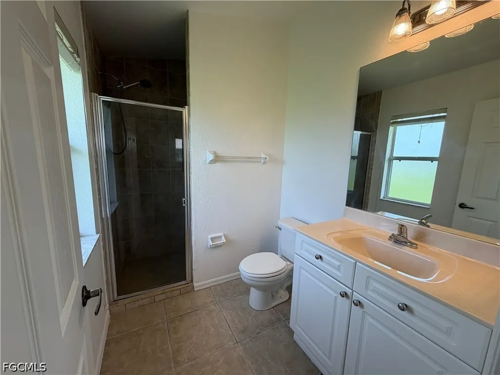 544 SE 7th Street Cape Coral FL 33990