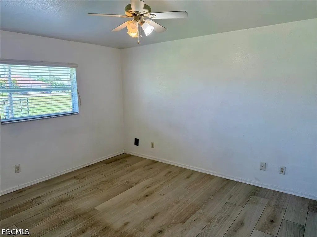 544 SE 7th Street Cape Coral FL 33990