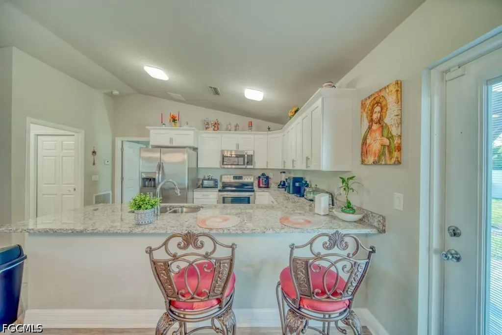520 Wilmington Parkway Cape Coral FL 33993