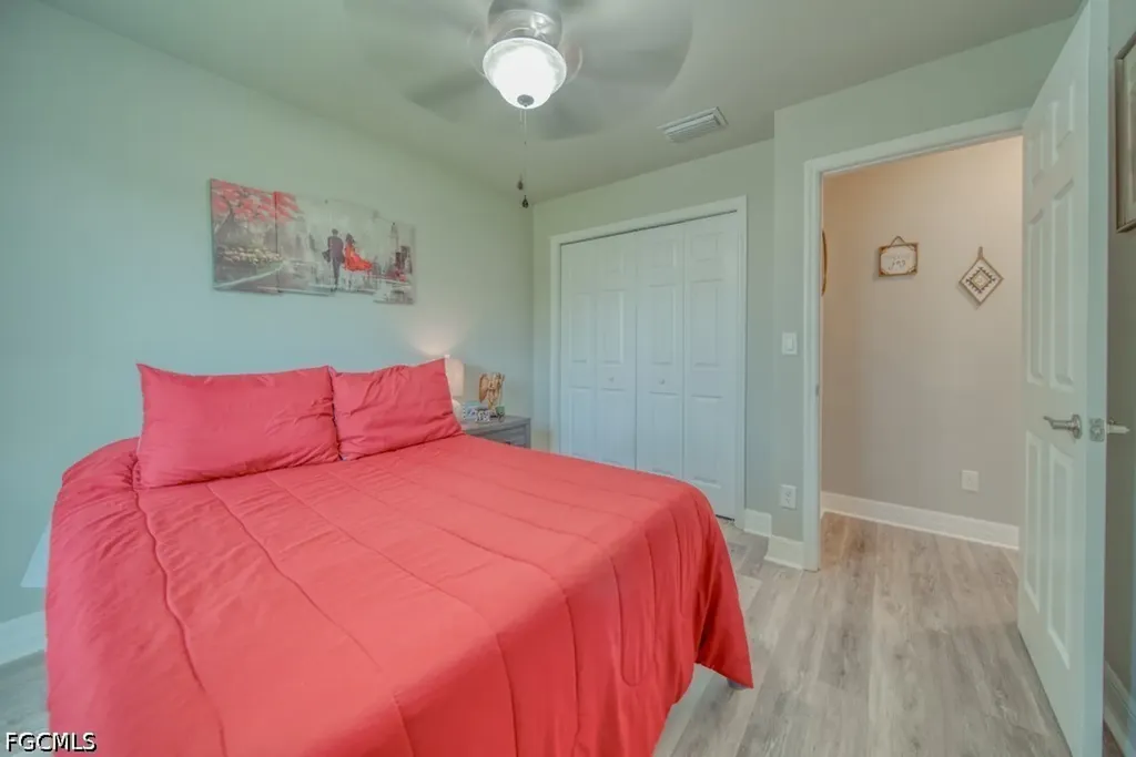 520 Wilmington Parkway Cape Coral FL 33993