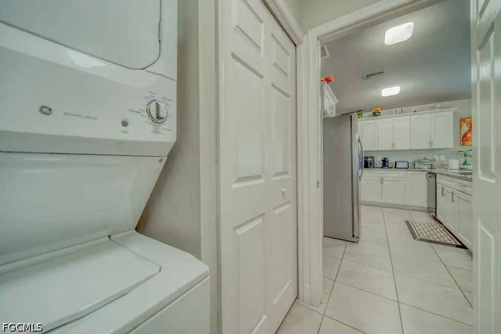 520 Wilmington Parkway Cape Coral FL 33993